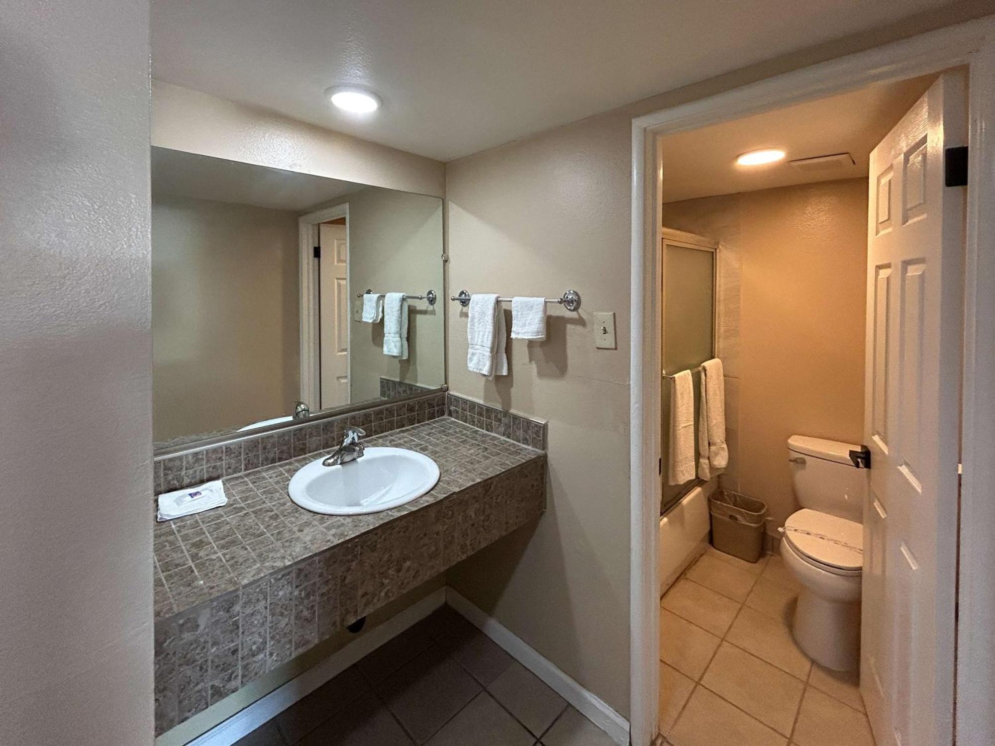 Motel 6 Selma, Ca Eksteriør bilde