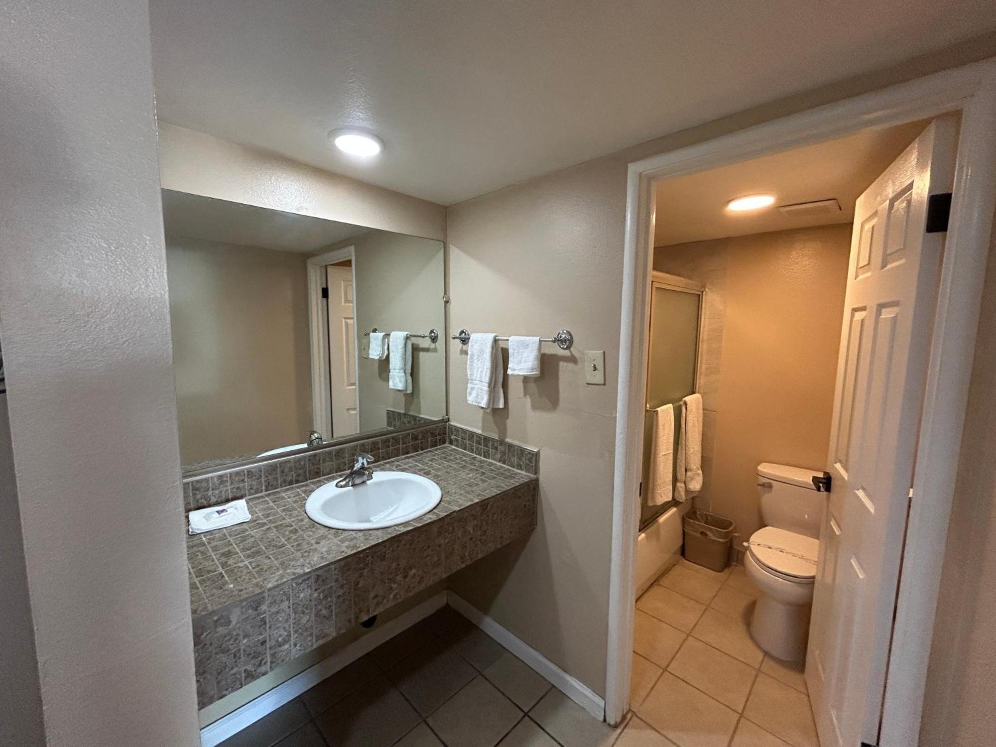 Motel 6 Selma, Ca Eksteriør bilde