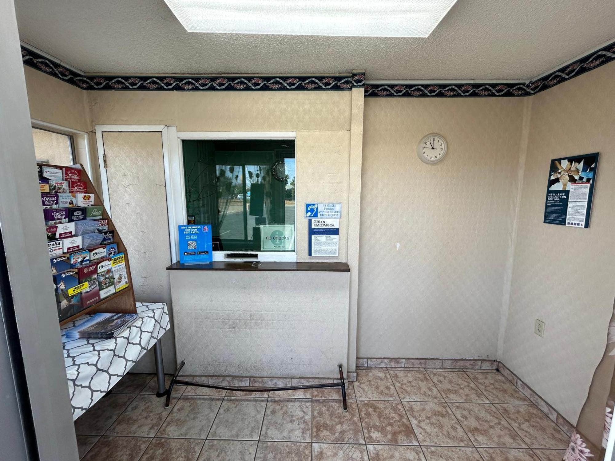 Motel 6 Selma, Ca Eksteriør bilde